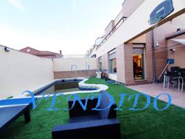 Chalet pareado en venta en Moraleja de Enmedio photo 0