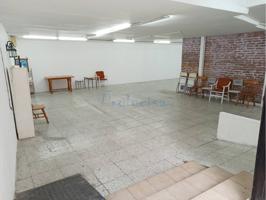 Local comercial en alquiler photo 0