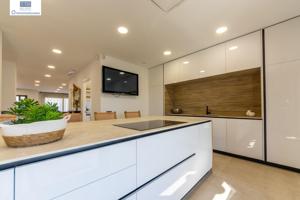 CASA UNIFAMILIAR AISLADA EN VILAFORTUNY - CAMBRILS DE 327 M2 CON PISCINA photo 0