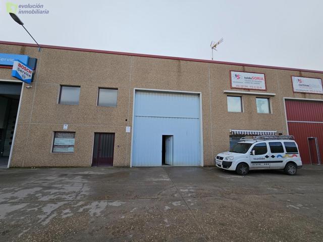 Magnífica nave industrial situada en Almazán, Soria photo 0