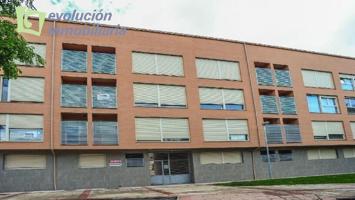 Oportunidad Única: Plaza de Parking en Medina de Pomar por Solo 4,900 €. BURGOS photo 0
