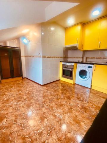 Piso en venta en Fuenlabrada de 111 m2 photo 0