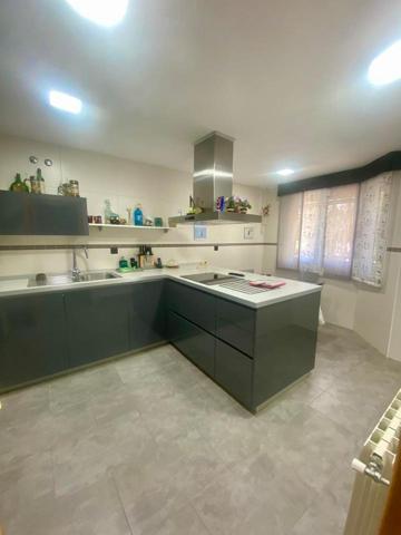 Casa - Chalet en venta en Fuenlabrada de 250 m2 photo 0