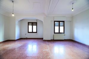 Vivienda en alquiler, Calle Burriana, Valencia photo 0