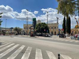 LOCAL COMERCIAL 363M2 CON PLAZA DE GARAJE JUNTO A RENFE photo 0