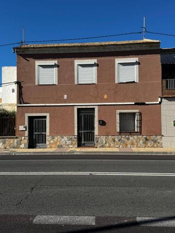 DOS CASAS EN AVD. EL PALMAR PARA REFORMAR CON PATIO Y TERRAZA photo 0