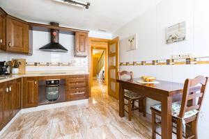 ¡OPORTUNIDAD EN SANTOMERA! DUPLEX , PORCHE , BARBACOA Y 4 DORMITORIOS 3BAÑOS, GARAJE PRIVADO photo 0
