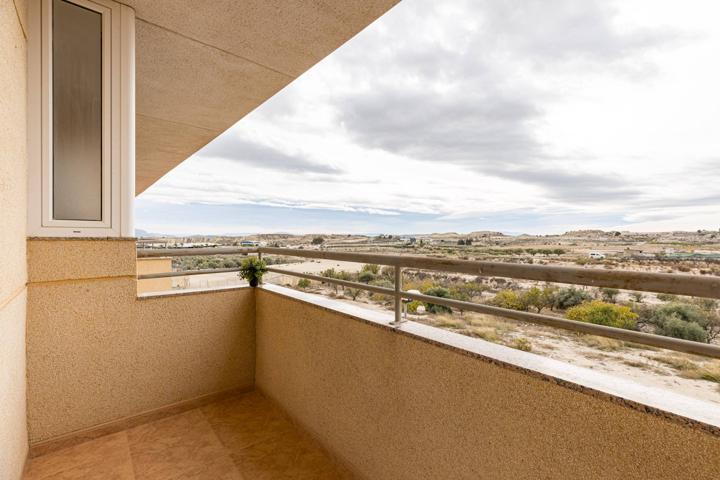 AMPLIO PISO EN EL CENTRO DE FORTUNA. photo 0