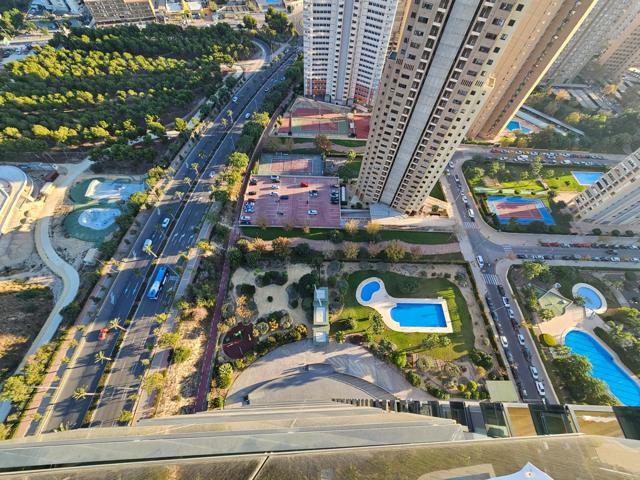 APARTAMENTO EN LA PLANTA 33 CON VISTAS PANORAMICAS photo 0
