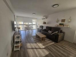 SE ALQUILA APARTAMENTO ZONA LEVANTE photo 0