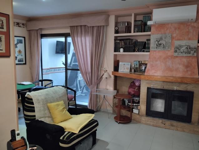 Gran casa con 2 viviendas independientes photo 0