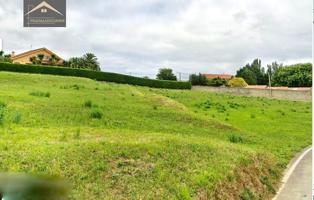 FINCA EN BARRIO LA PEÑA photo 0