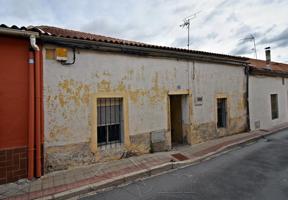 VIVIENDA EN PLANTA BAJA PARA REHABILITAR photo 0