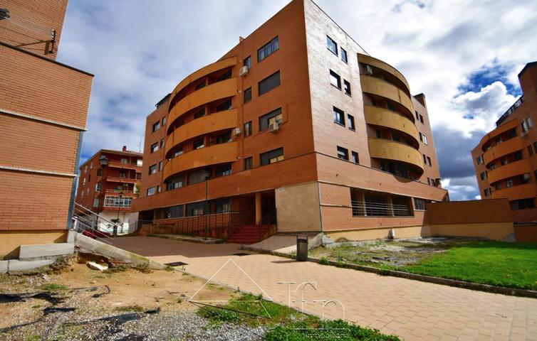 REF. 177D. PISO PLANTA BAJA EN MEDINA DEL CAMPO photo 0