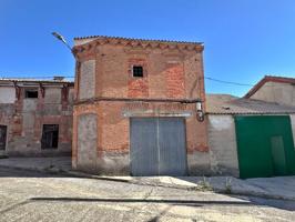 REF. 156E EDIFICIO EN FUENTE DE SANTA CRUZ photo 0