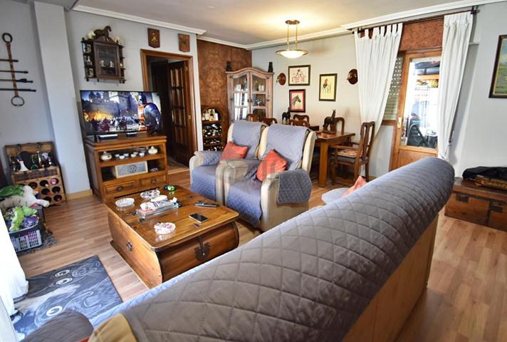 REF. 150G - ESPECTACULAR PISO EN OLMEDO photo 0