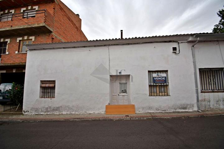 Adosado en venta en Olmedo de 84 m2 photo 0