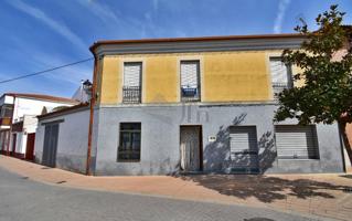 REF. 192C - CASA DE PUEBLO CON LOCAL COMERCIAL photo 0