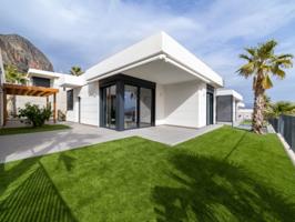 Villa En venta en Polop photo 0