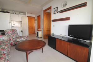 Ático de un dormitorio con terraza en Avenida de las Habaneras photo 0