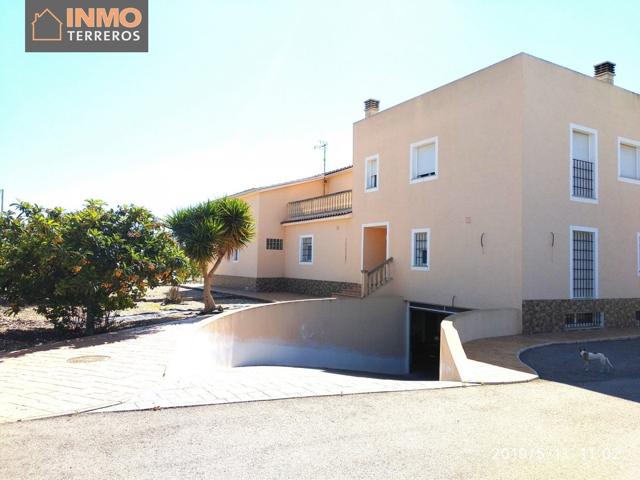 Villa con piscina y 6 dormitorios en el término municipal de Lorca, Murcia. photo 0