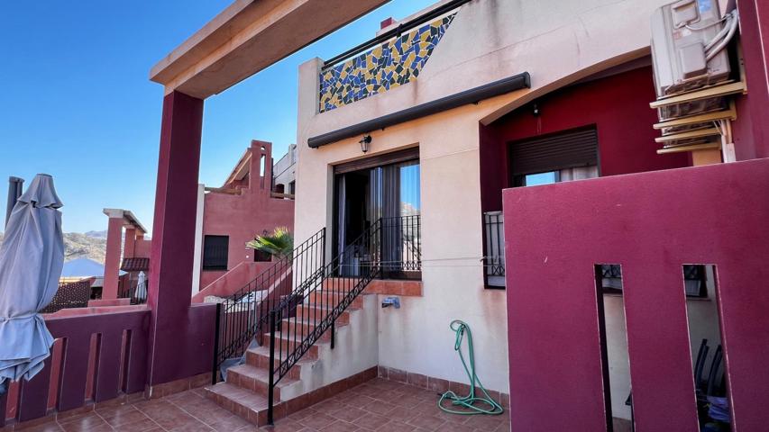 Apartamento de 2 dormitorios y 2 baños en la Urbanización Mar Tirreno photo 0