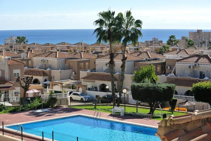 Piso En venta en Torrevieja photo 0