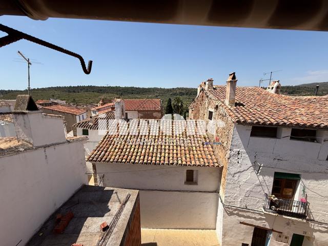 Casa En venta en Chelva photo 0