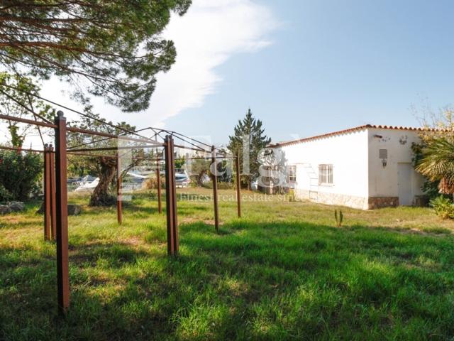 Terrenos Edificables En venta en Empuriabrava photo 0