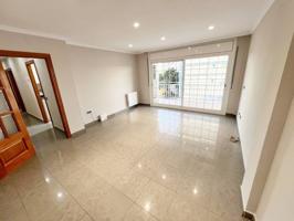 OPORTUNIDAD - 3 HABITACIONES - 2 BAÑOS - TERRAZA photo 0