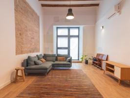 Loft En venta en Sants, Barcelona photo 0