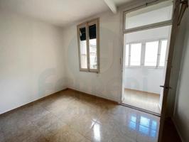 Piso En venta en Barcelona photo 0