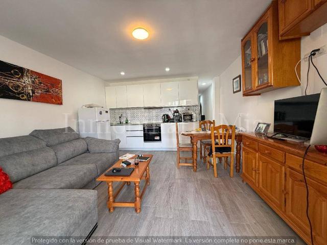 Piso de 2 dormitorios cerca de La Nogalera, con licencia turística! photo 0