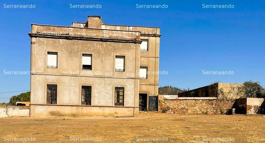CASA SEÑORIAL EN VENTA EN CUEVA DE LA MORA , ALDEA DE ALMOSATER LA REAL (HUELVA) ESPAÑA photo 0