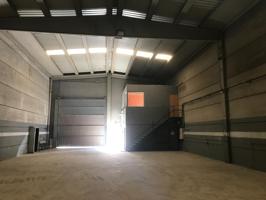 NAVE INDUSTRIAL EN ALQUILER EN SENTMENAT photo 0