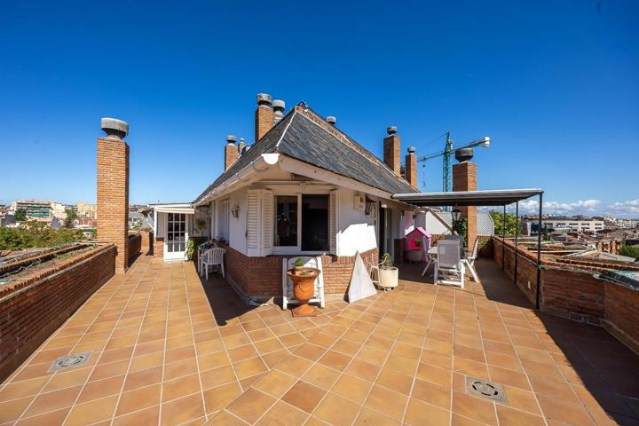 ÁTICO DÚPLEX CON TERRAZA EN SANT CUGAT photo 0