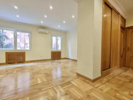 Piso En alquiler en Retiro Estrella, Madrid photo 0