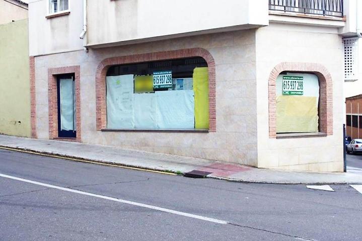 LOCAL COMERCIAL EN CALLE SANCHEZ BUSTAMANTE DE CORIA-CÁCERES photo 0