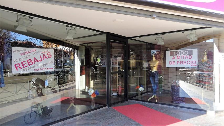 LOCAL COMERCIAL EN AVENIDA PRINCIPAL DE CORIA-CÁCERES photo 0