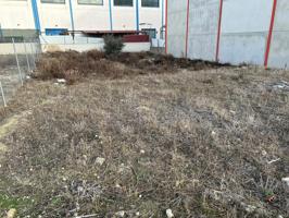 Oportunidad única para tu negocio en el corazón industrial de Getafe photo 0
