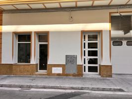 LOCAL COMERCIAL EN CALLE CON PASO DE PEATONES Y DE COCHES. photo 0