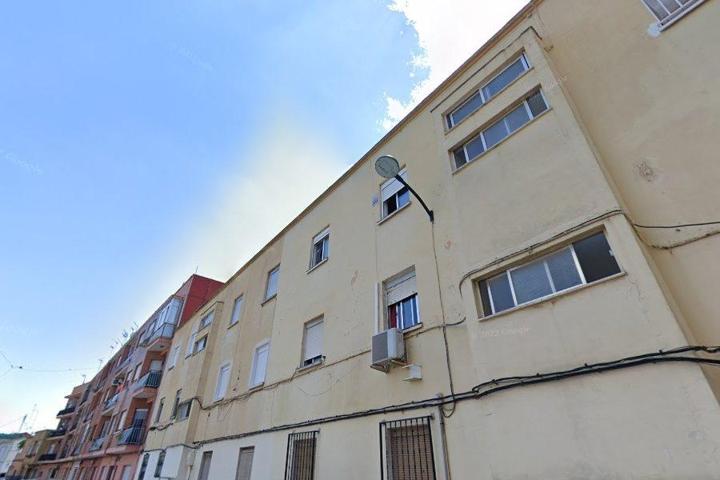 BAJO VIVIENDA DE 3 HABITACIONES. photo 0