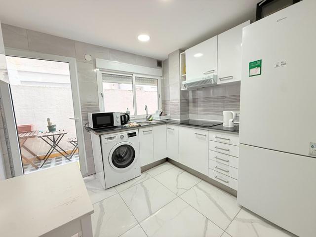 PISO DE 3 HABITACIONES Y 2 BAÑOS, TOTALMENTE REFOMADO, BUENA INVERSION. photo 0