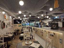 SE VENDE RESTAURANTE A PLENO RENDIMIENTO (CON INQUILINO SOLVENTE) EN ZONA CENTRO EN OURENSE. photo 0