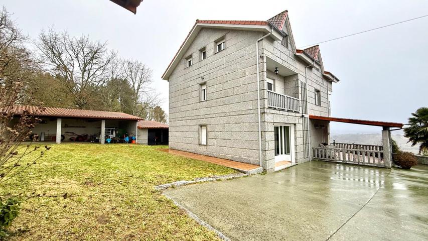 ¡Descubre el hogar de tus sueños en Moreiras! photo 0