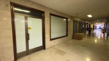 ¡Oportunidad única para emprendedores! Oficina en las galerias al lado del Niza photo 0