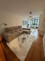 ¡Descubre tu nuevo hogar de alquiler en el corazón de la ciudad! photo 0