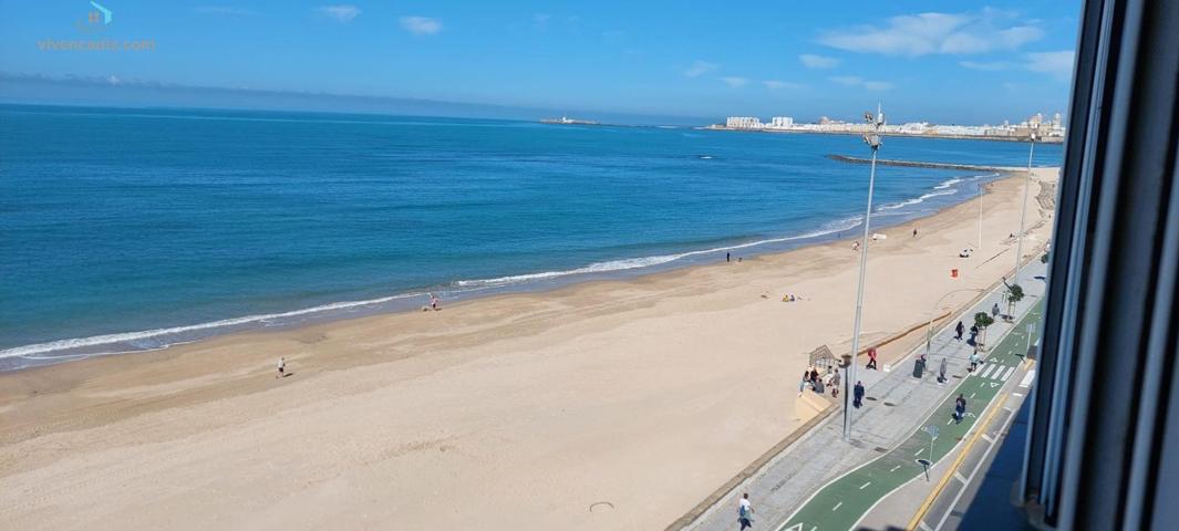 Piso en Paseo Marítimo photo 0