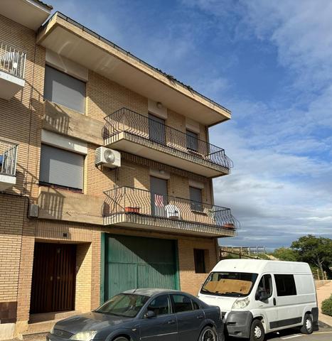EDIFICIO 2 VIVIENDAS + GARAJE photo 0