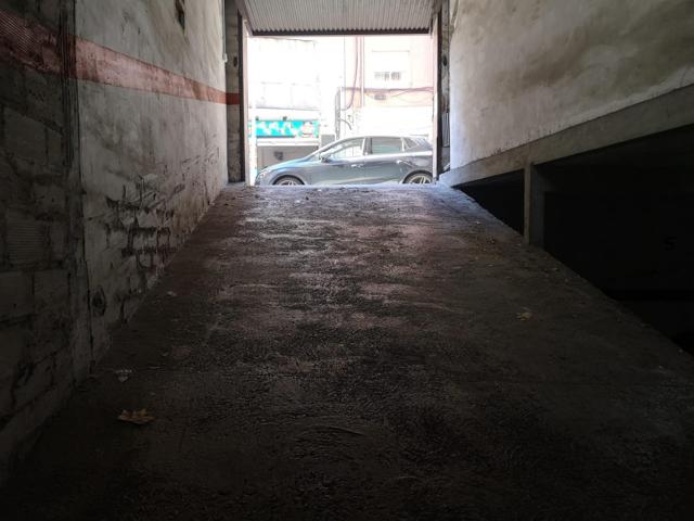 PACK DE 5 PLAZAS DE PARKING EN ZONA ESCOLES photo 0